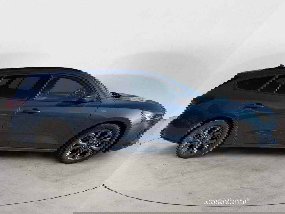 Ford Focus Station Wagon usata a Salerno (5)