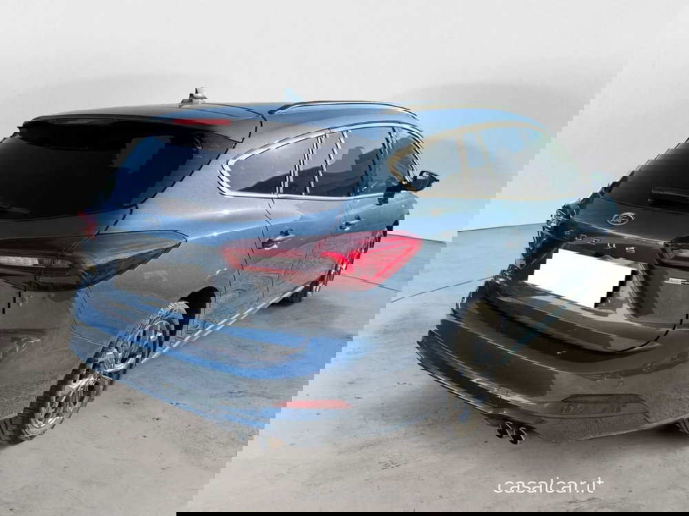 Ford Focus Station Wagon usata a Salerno (6)