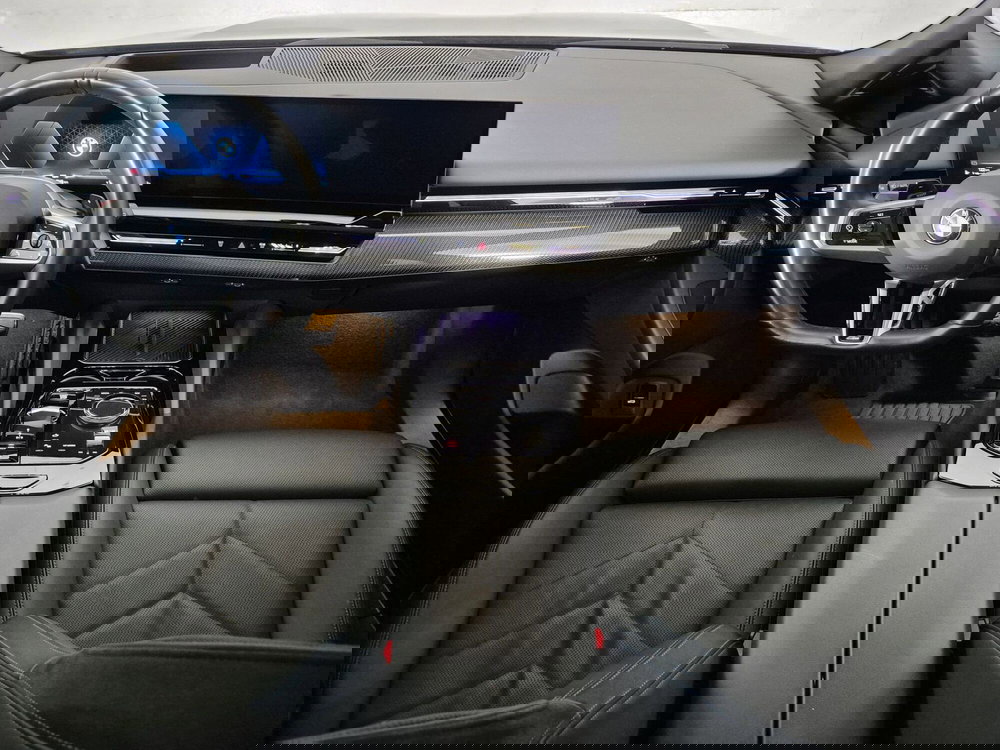 BMW Serie 5 Touring usata a Torino (9)