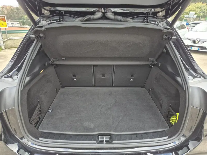 Mercedes-Benz GLA SUV usata  (12)