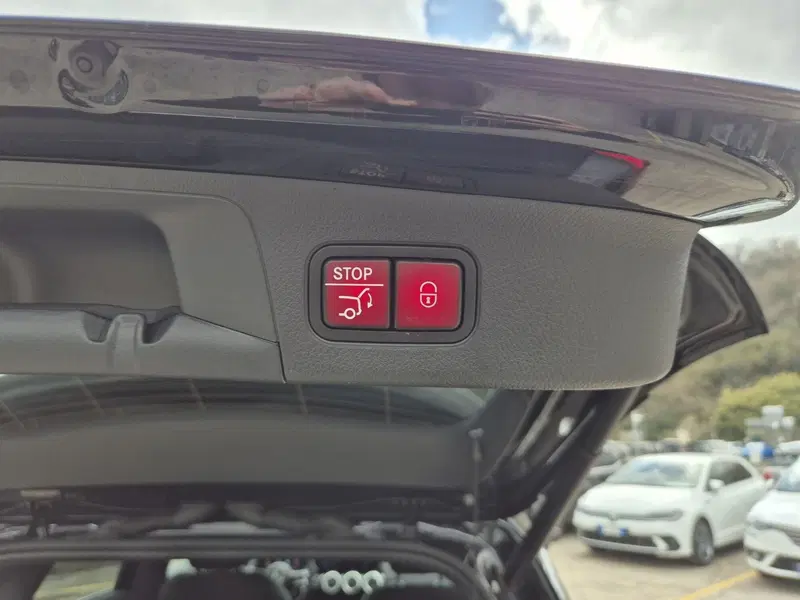 Mercedes-Benz GLA SUV usata  (17)
