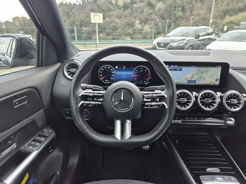 Mercedes-Benz GLA SUV usata  (19)