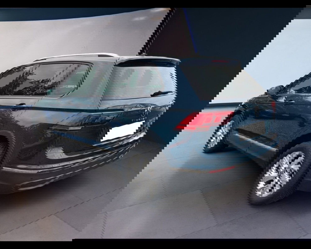 Volkswagen Tiguan usata a Torino (10)