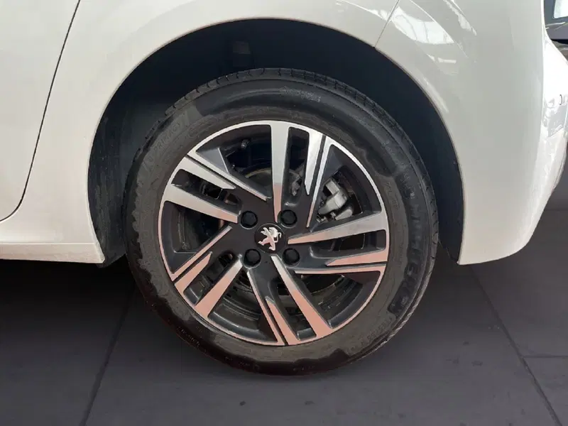 Peugeot 208 usata a Torino (8)