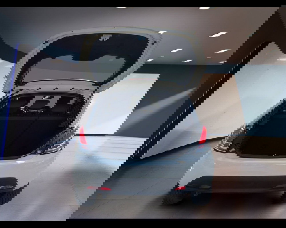 Lancia Ypsilon usata a Torino (13)