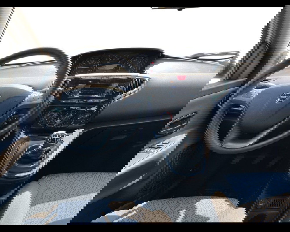 Lancia Ypsilon usata a Torino (3)