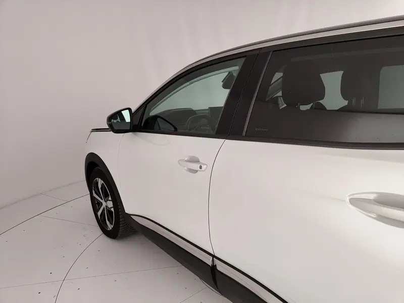 Peugeot 3008 usata a Caserta (13)