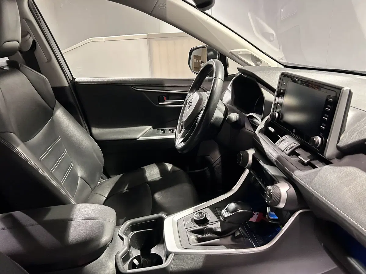 Toyota Rav4 usata a Milano (7)