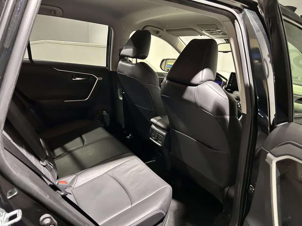 Toyota Rav4 usata a Milano (8)