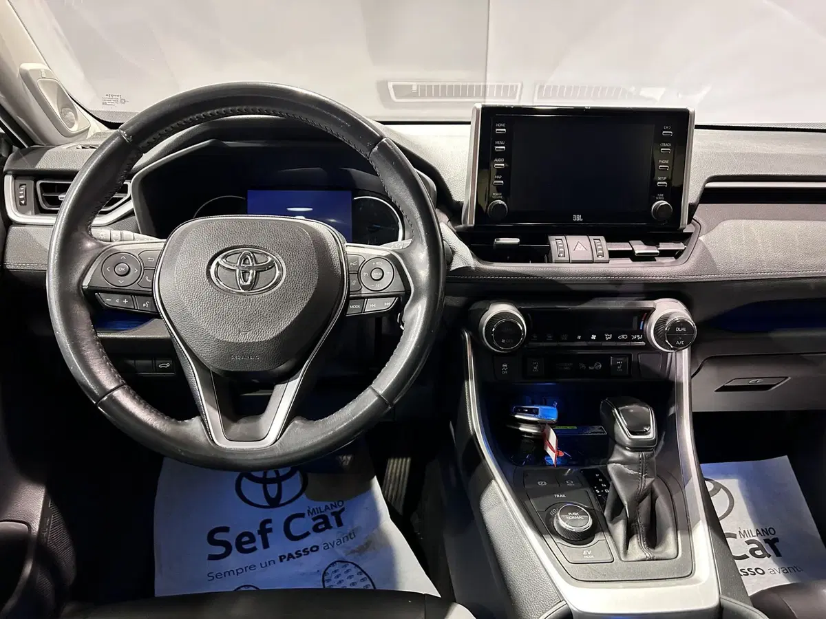 Toyota Rav4 usata a Milano (9)
