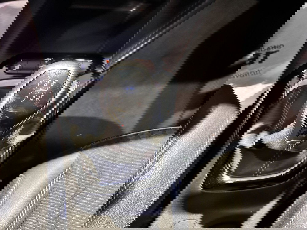 Opel Corsa usata a Milano (12)