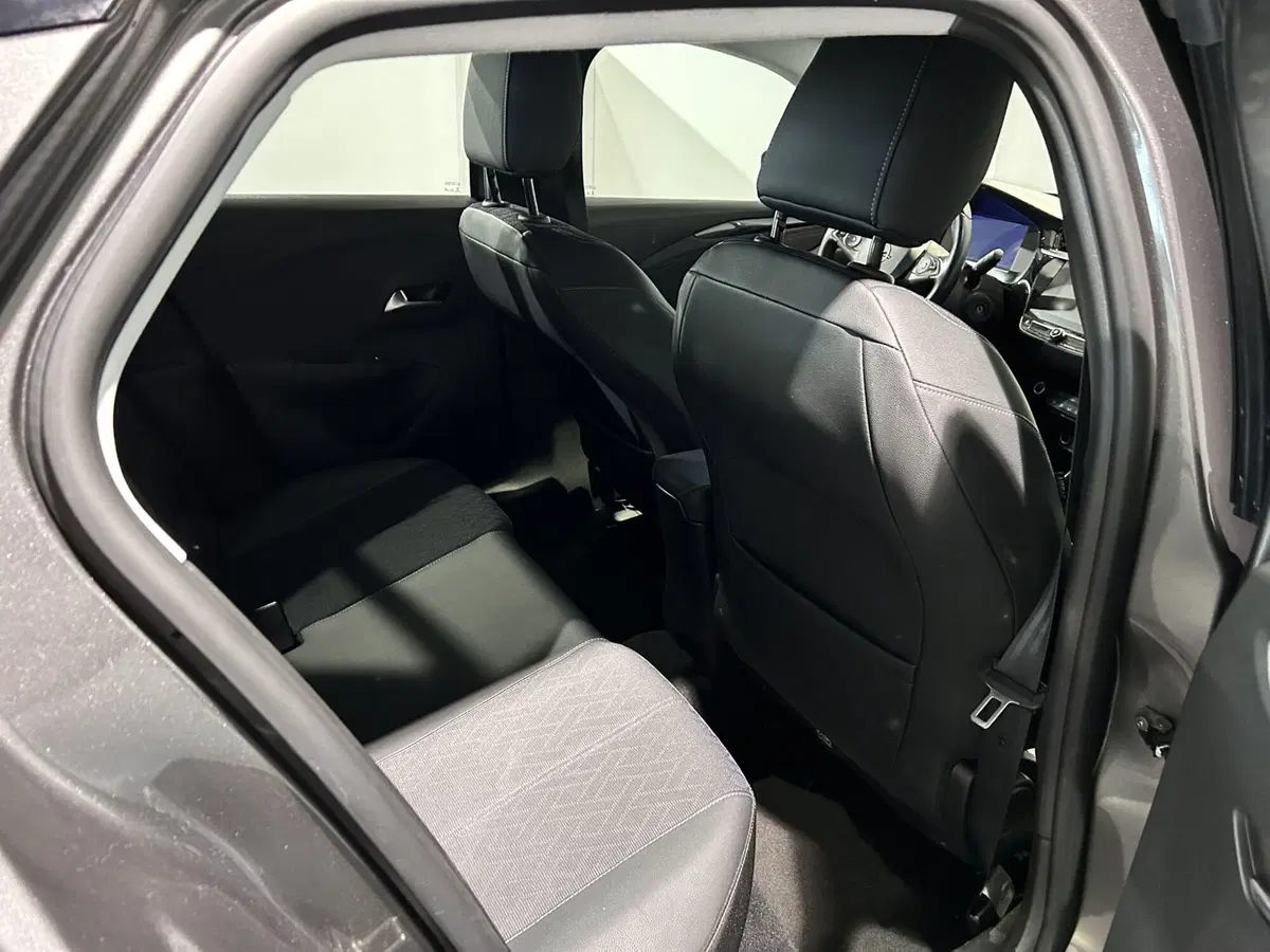 Opel Corsa usata a Milano (15)