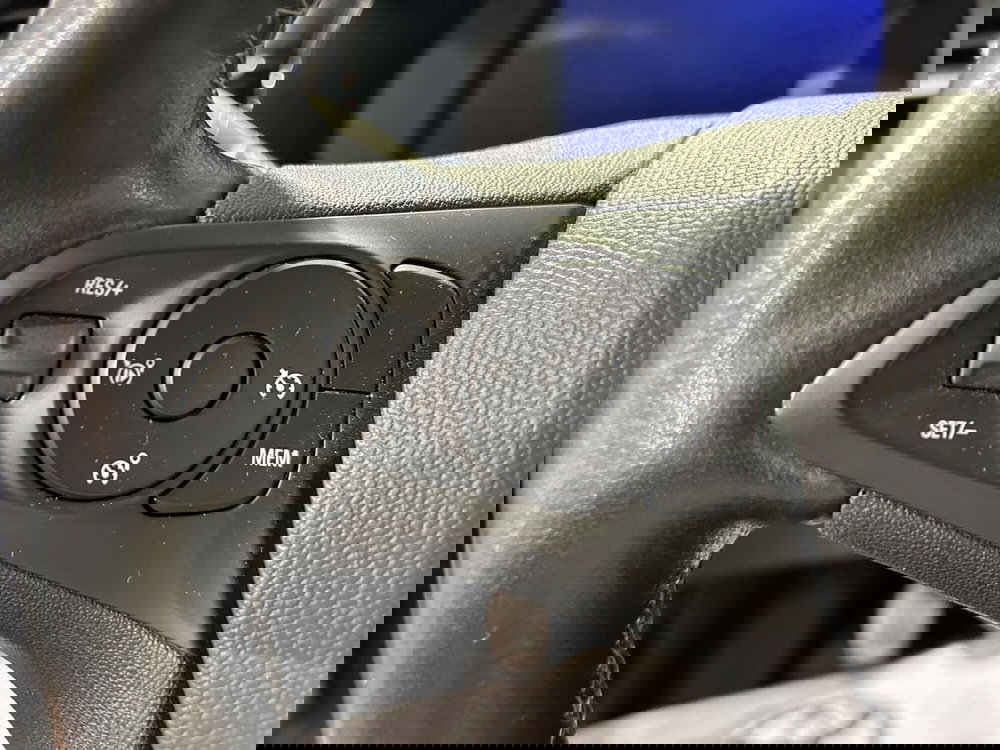 Opel Corsa usata a Milano (16)