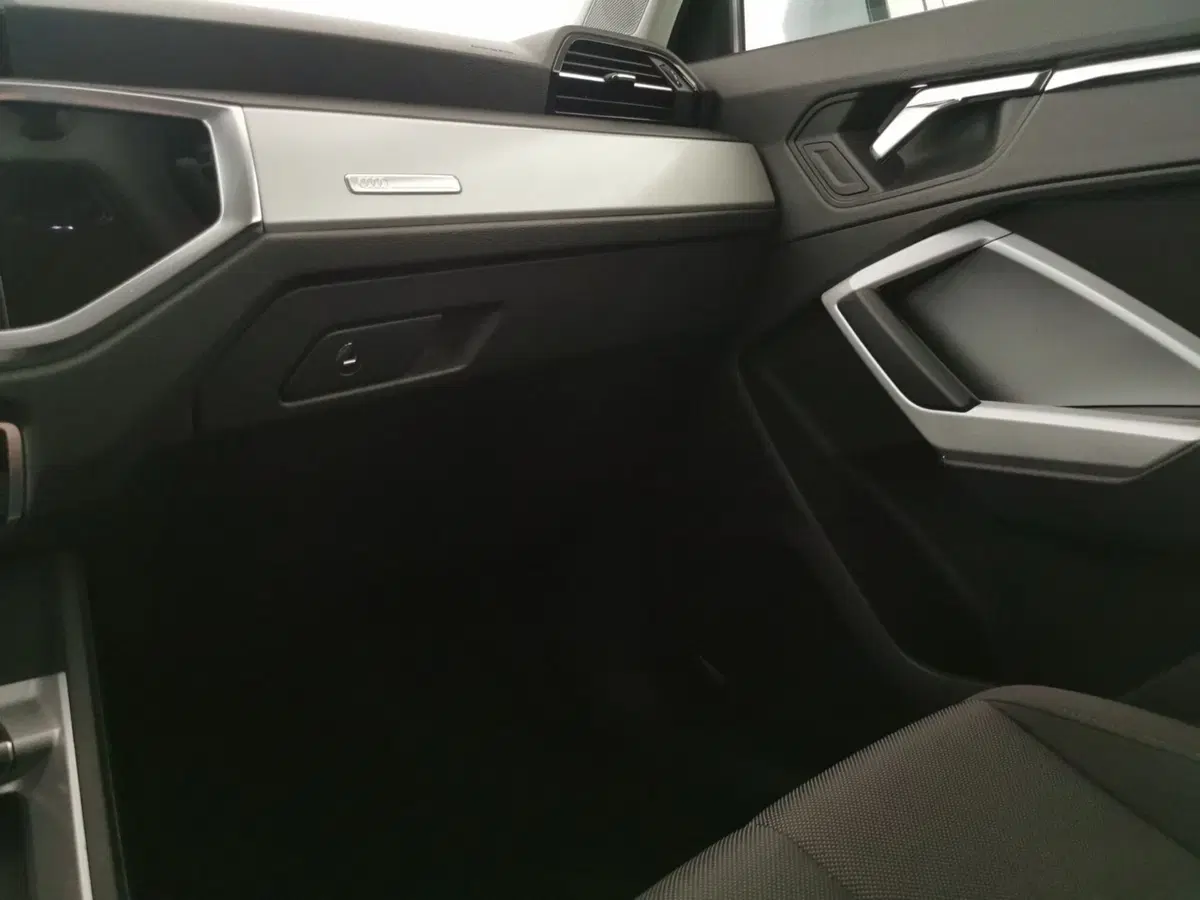 Audi Q3 usata a Chieti (17)