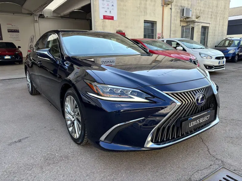 Lexus ES usata a Modena (3)