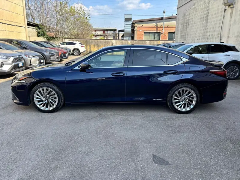 Lexus ES usata a Modena (4)