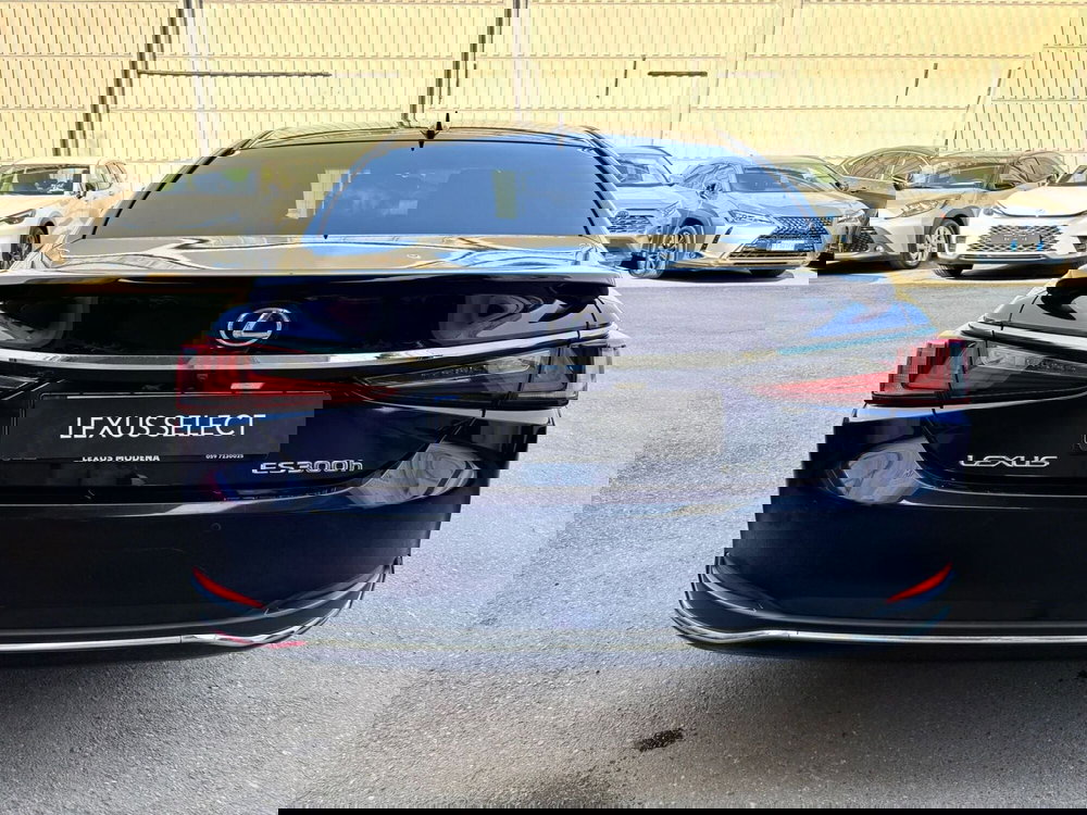 Lexus ES usata a Modena (6)