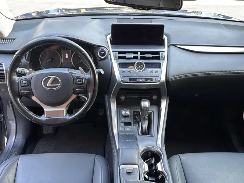 Lexus NX usata a Bologna (10)