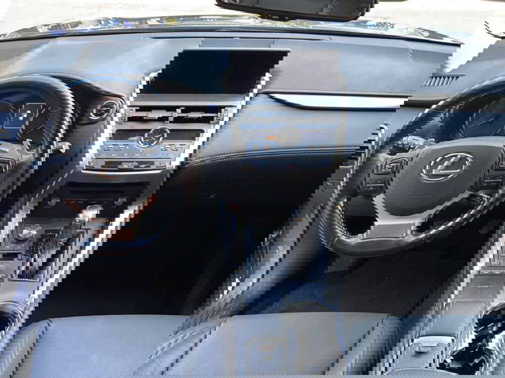 Lexus NX usata a Bologna (10)