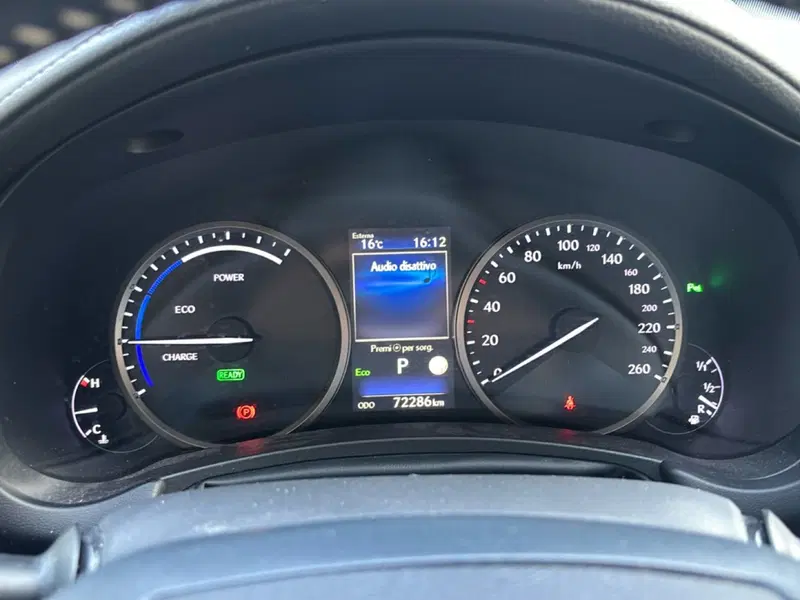 Lexus NX usata a Bologna (11)