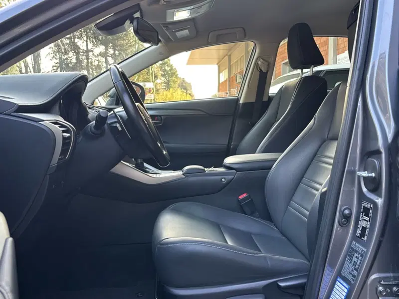 Lexus NX usata a Bologna (8)