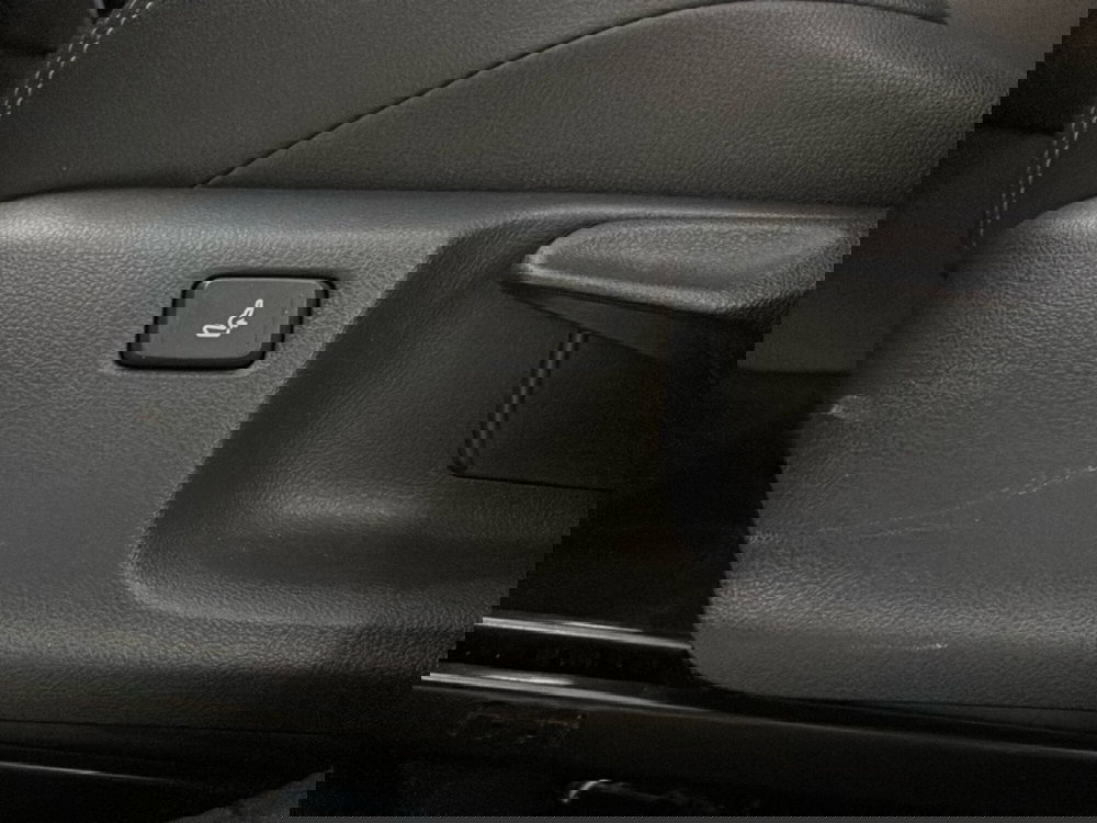 Toyota Yaris Cross usata a Bologna (12)