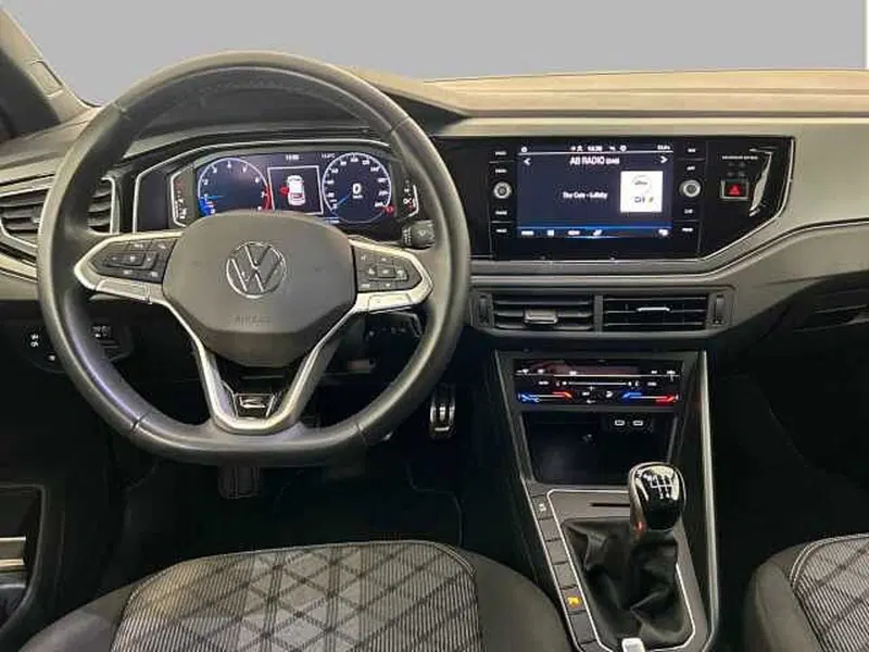 Volkswagen Taigo usata a Roma (8)