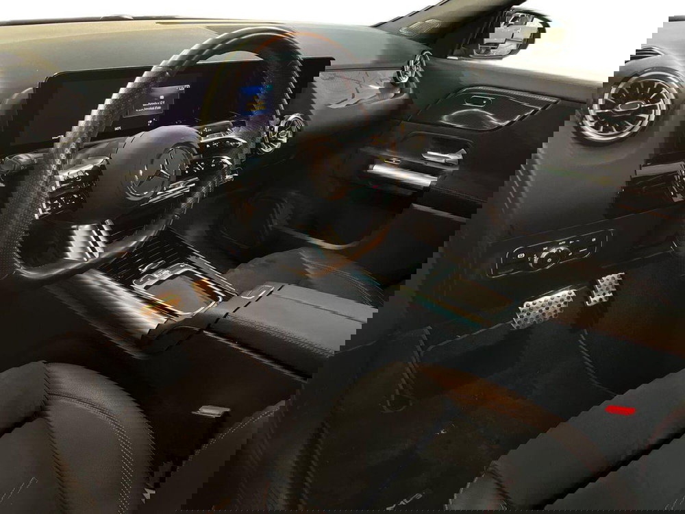 Mercedes-Benz GLA SUV usata a Taranto (10)