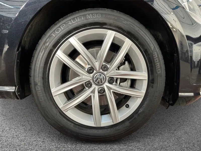 Volkswagen Golf usata a Bari (6)