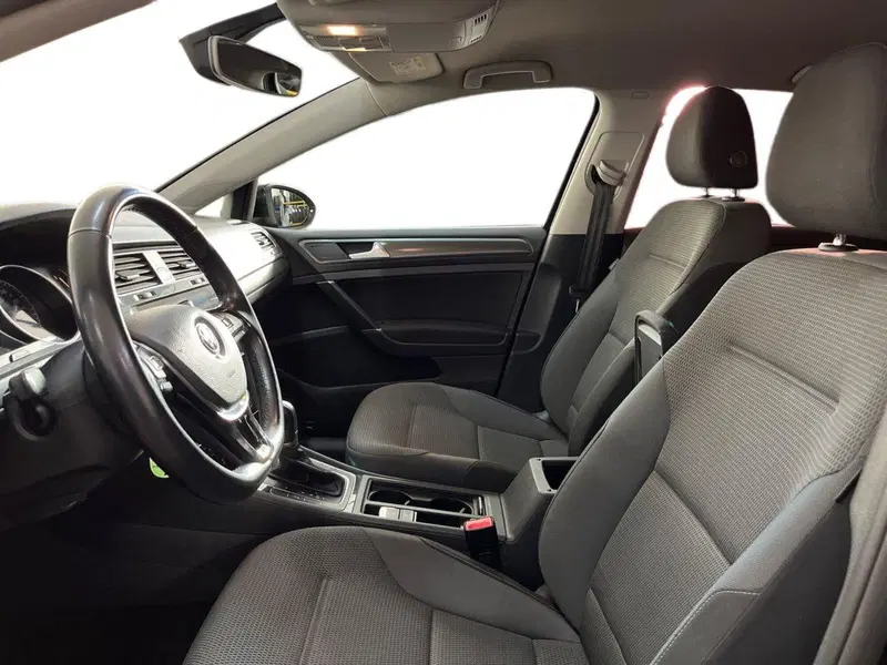 Volkswagen Golf usata a Bari (7)