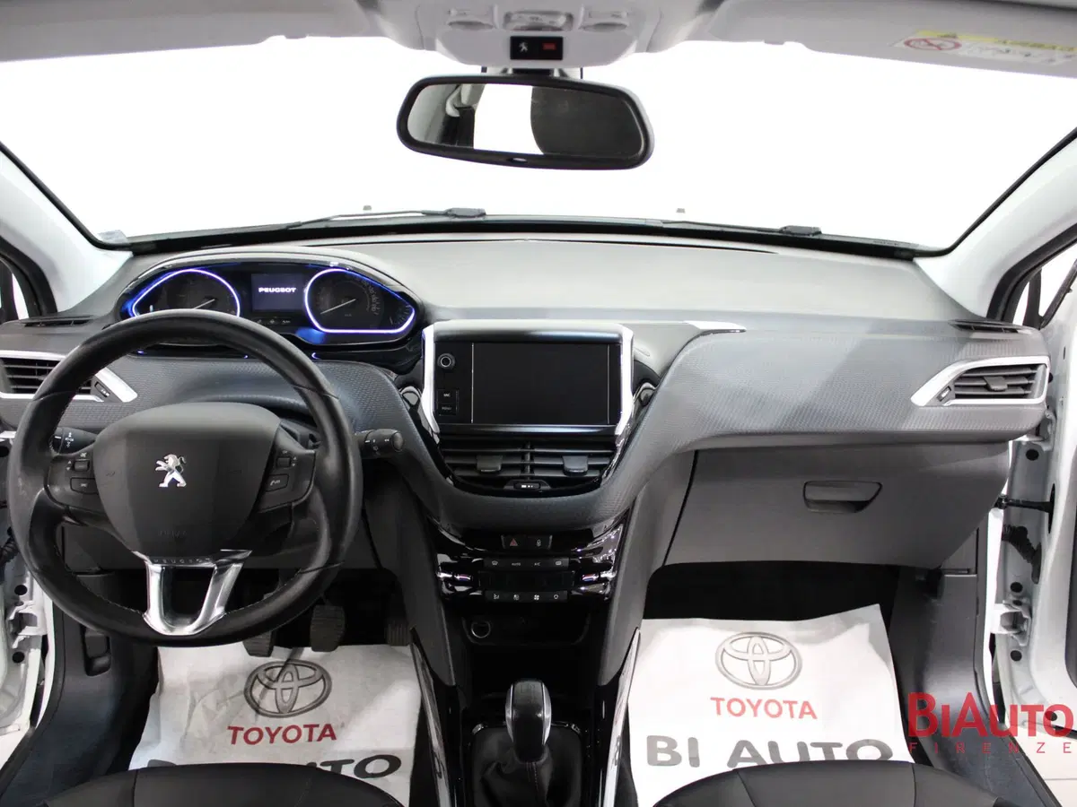 Peugeot 2008 usata a Firenze (9)