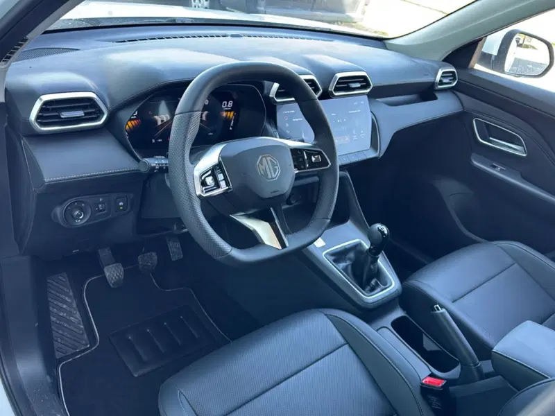 Mg ZS nuova a Ferrara (12)