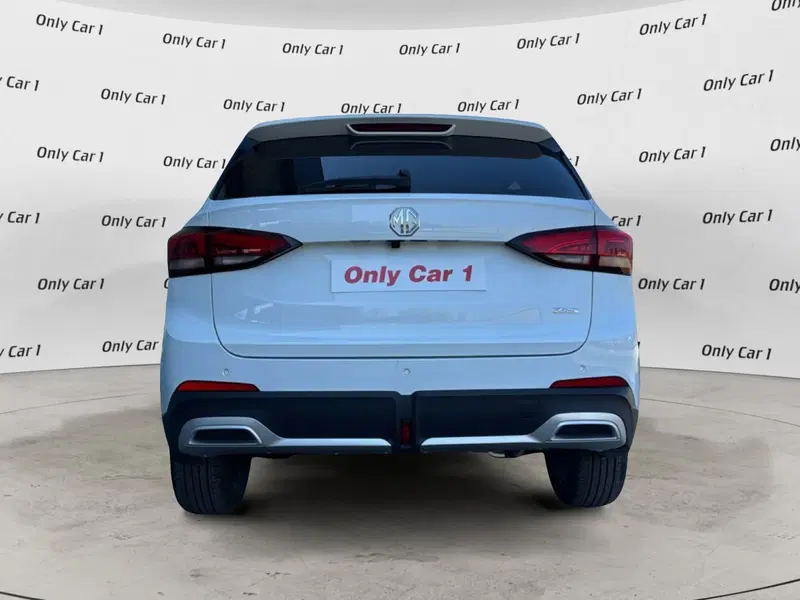 Mg ZS nuova a Ferrara (4)