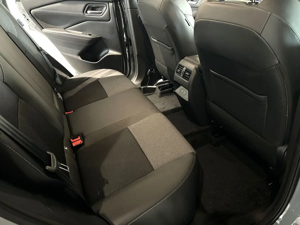 Nissan Qashqai nuova a Ferrara (13)