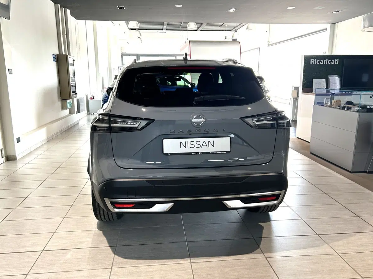 Nissan Qashqai nuova a Ferrara (5)
