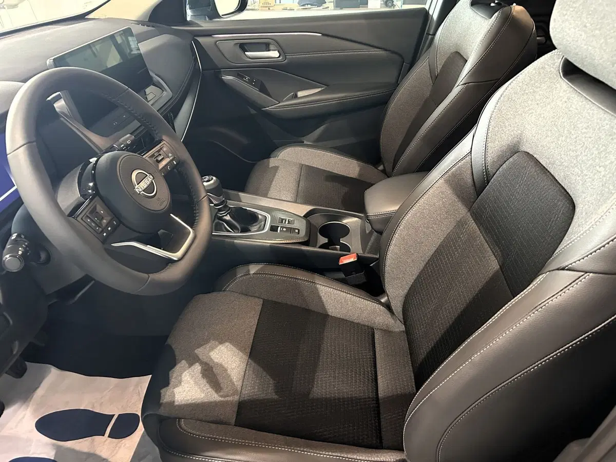 Nissan Qashqai nuova a Ferrara (8)