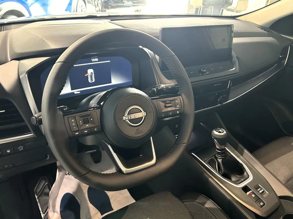 Nissan Qashqai nuova a Ferrara (9)