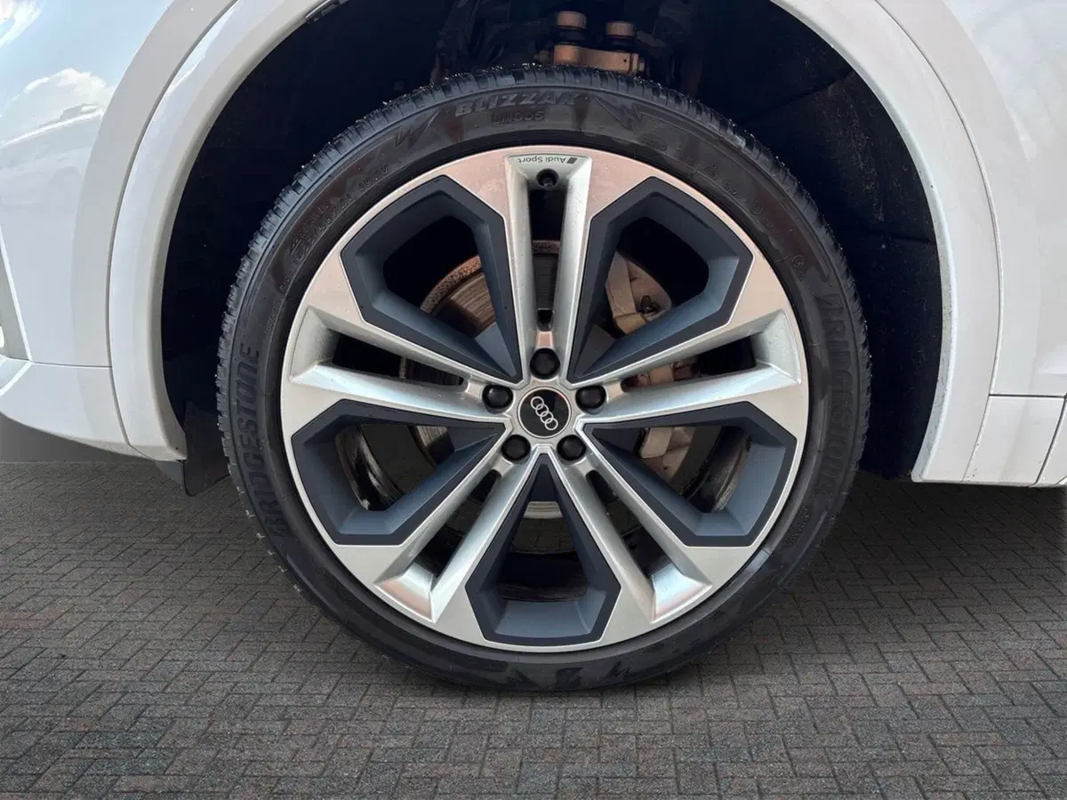 Audi Q5 Sportback usata a Pescara (6)