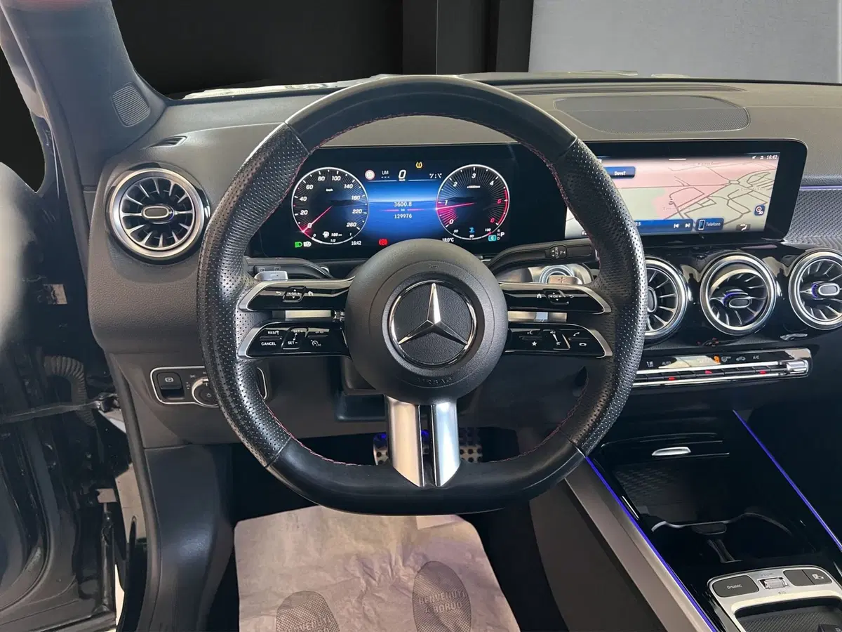 Mercedes-Benz GLB usata a Cosenza (10)