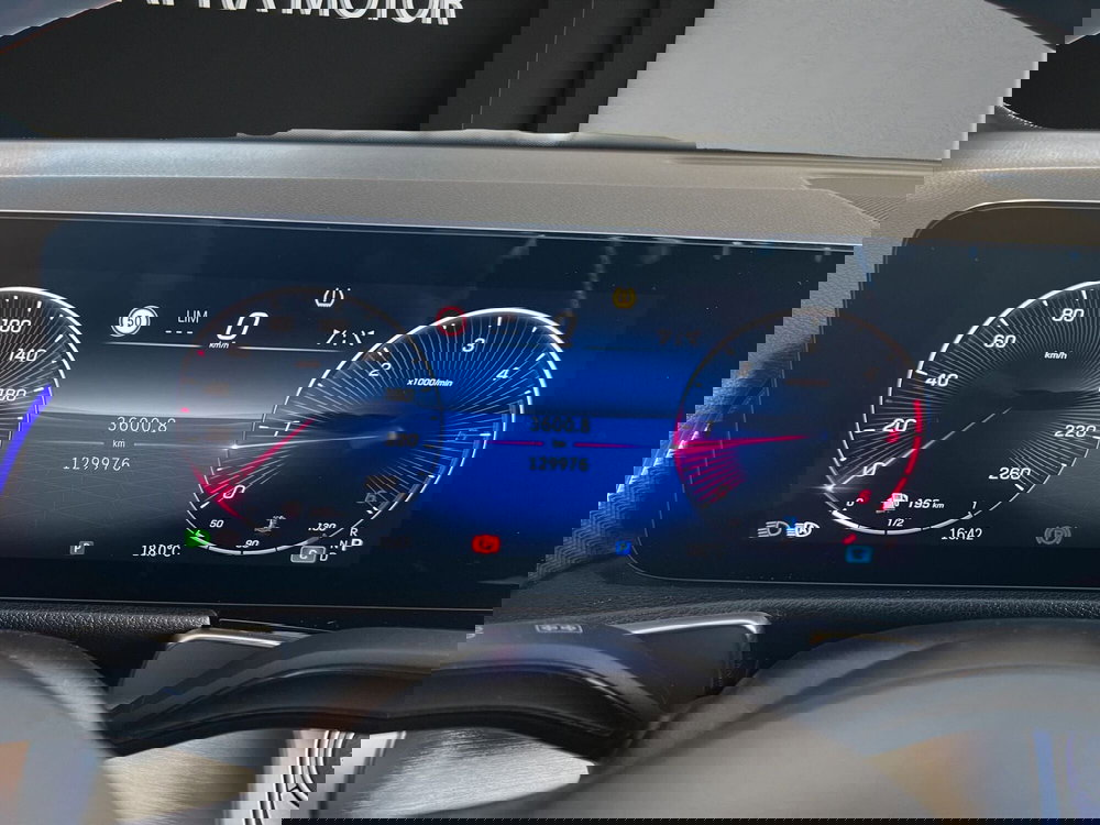 Mercedes-Benz GLB usata a Cosenza (11)