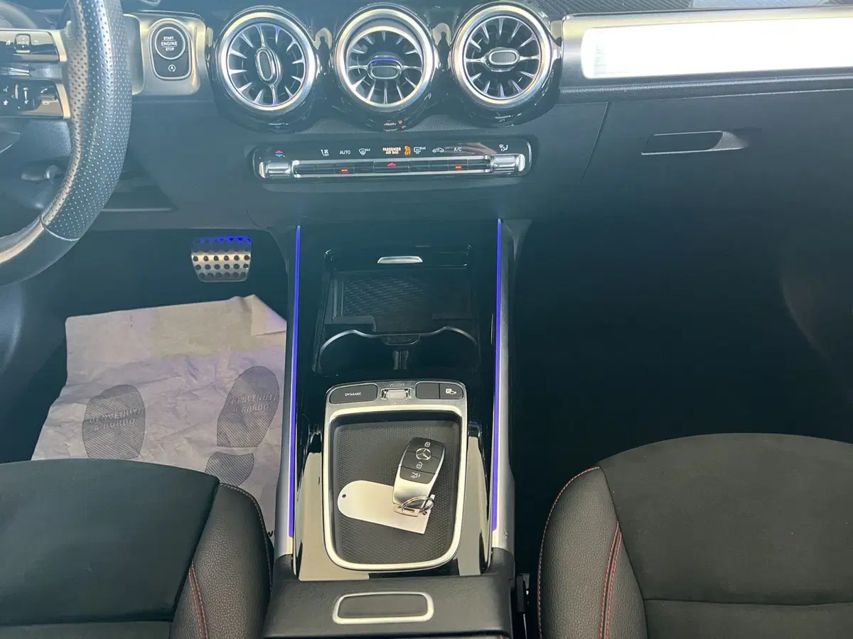 Mercedes-Benz GLB usata a Cosenza (15)