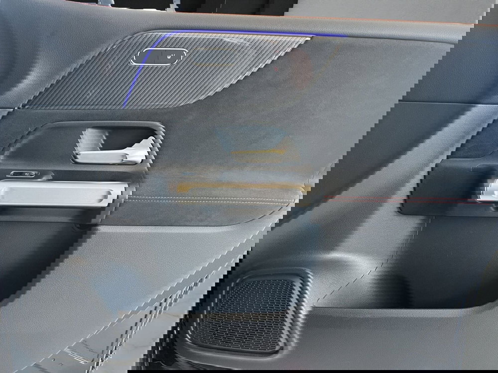 Mercedes-Benz GLB usata a Cosenza (17)
