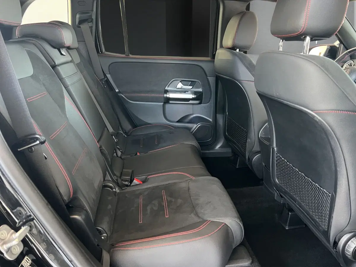 Mercedes-Benz GLB usata a Cosenza (19)