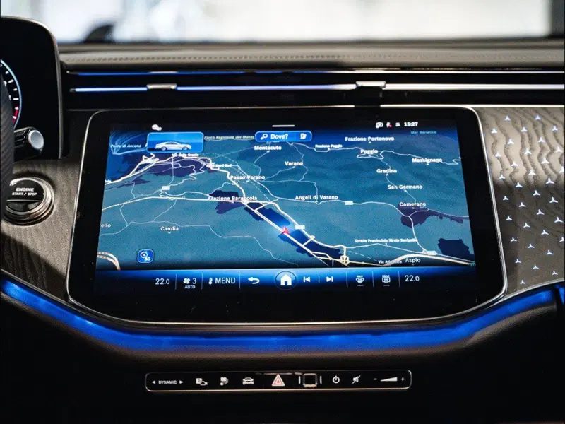 Mercedes-Benz Classe E nuova a Ancona (20)
