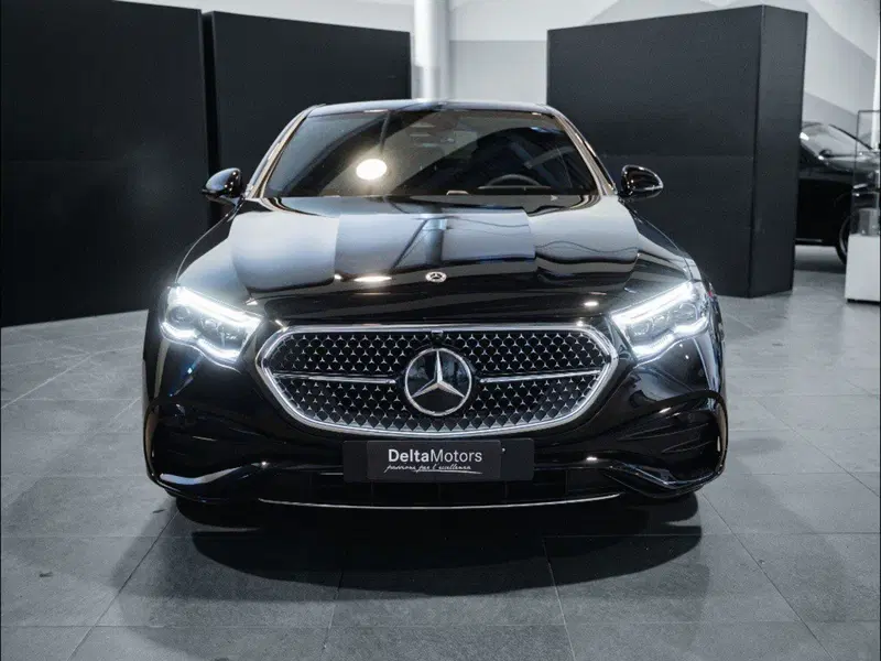Mercedes-Benz Classe E nuova a Ancona (5)