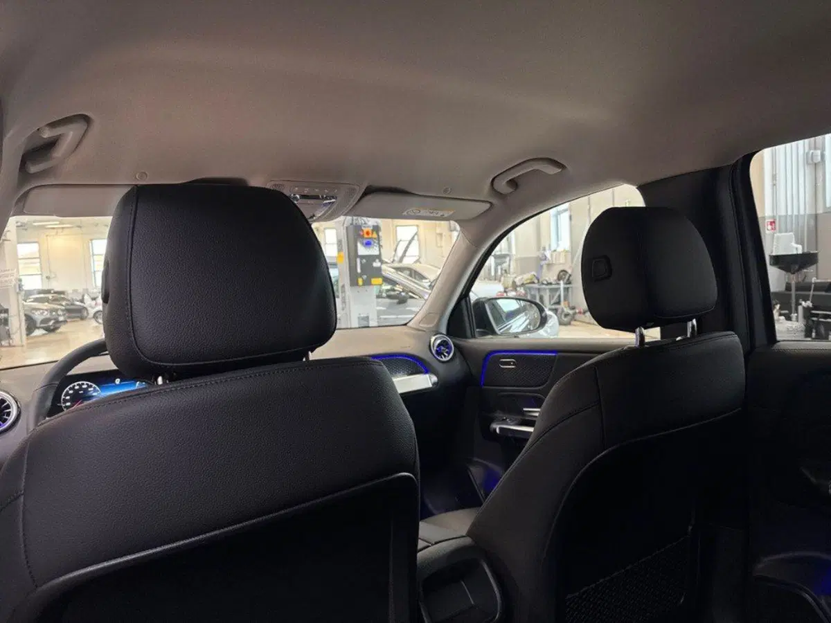 Mercedes-Benz GLB nuova a Rimini (18)