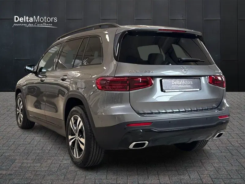 Mercedes-Benz GLB nuova a Rimini (3)