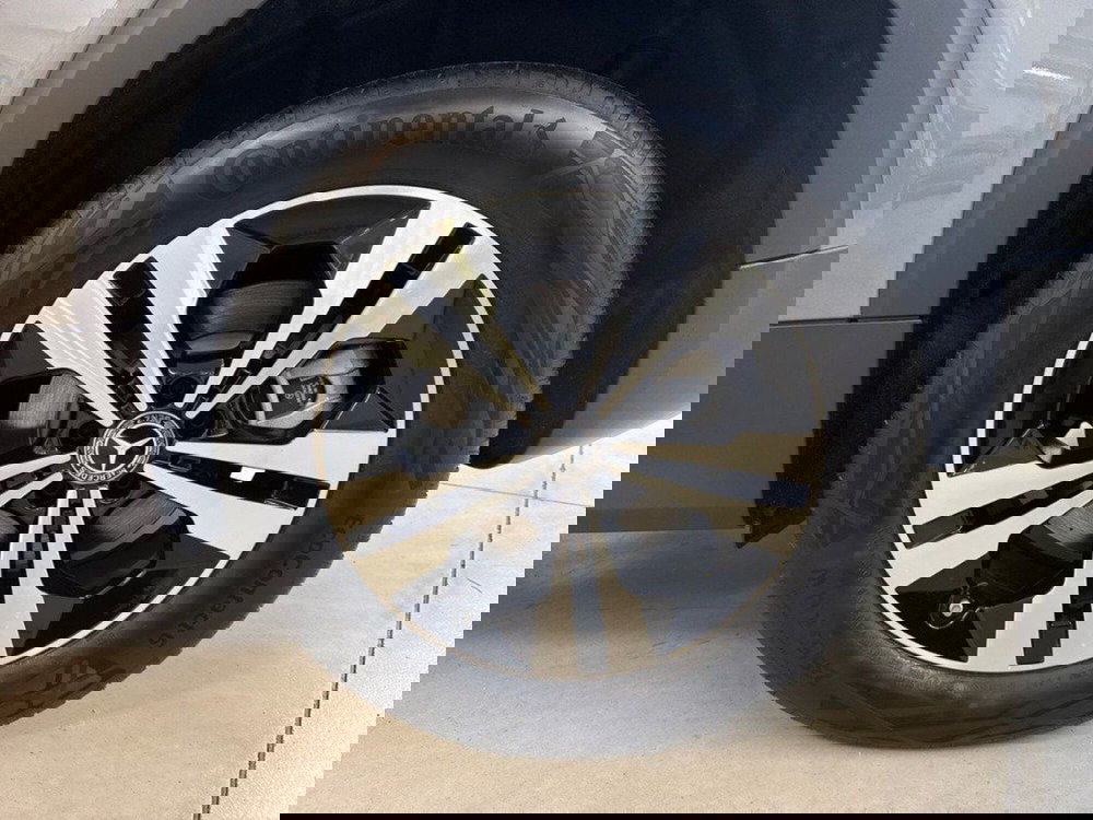 Mercedes-Benz GLB nuova a Rimini (8)