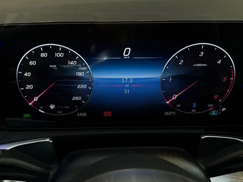 Mercedes-Benz GLB nuova a Rimini (9)