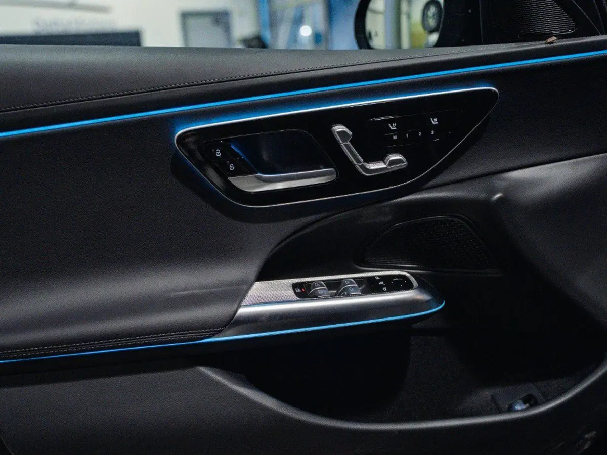 Mercedes-Benz Classe E nuova a Ancona (12)